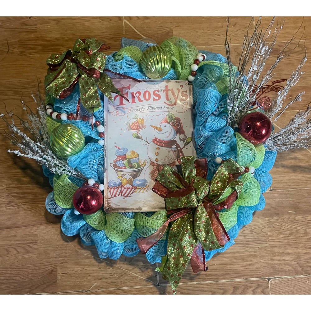 Frosty's Whipped Snow Christmas Wreath Blue Green Ornament‎ Decor